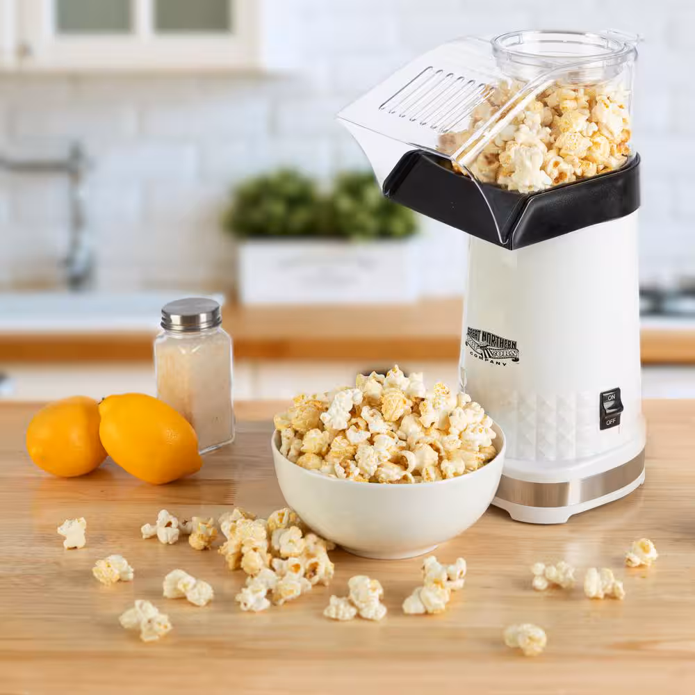 How to Remove the Oil Smell From a Popcorn Maker for Good