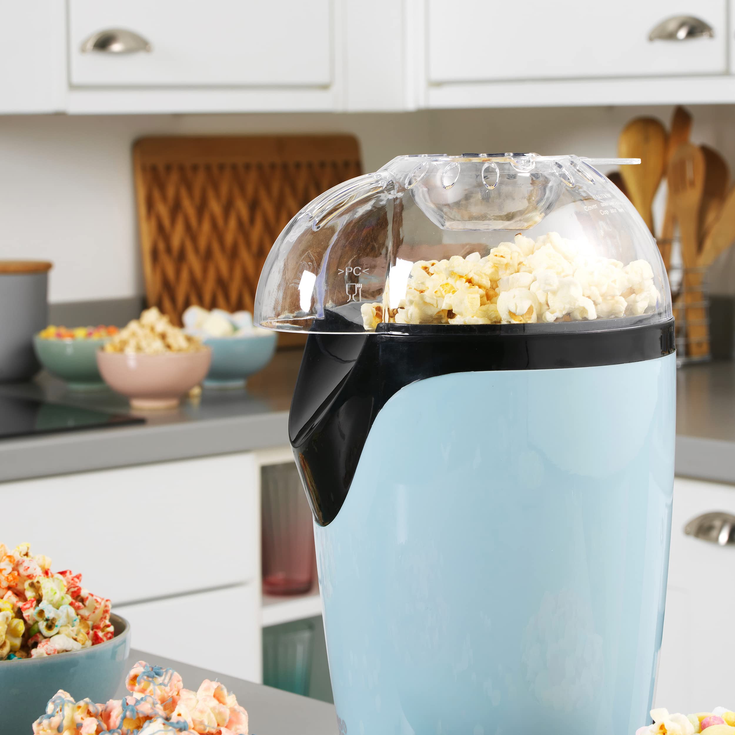 What is a Commercial Popcorn Machine? A Pro’s Guide